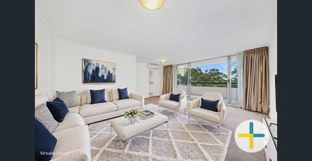 Stunning Sun filled apartment with private leafy aspect - Photo 2