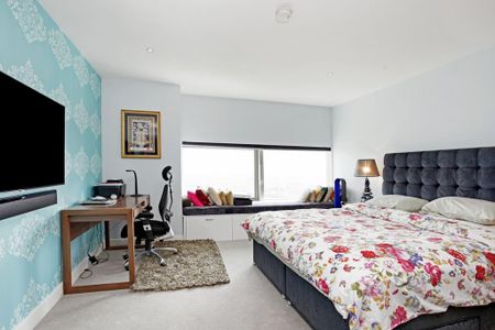 3 bedroom apartment to rent - Photo 5