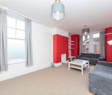 6 bedroom semi-detached house to rent - Photo 3