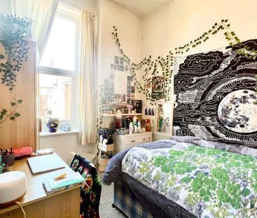 3 bedroom flat to rent - Photo 6