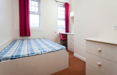 5 Bed - Estcourt Terrace, Headingley, Ls6 - Photo 4