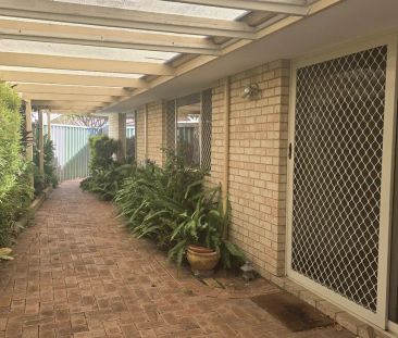 6 Parkland Trail, Canning Vale WA 6155 - Photo 5