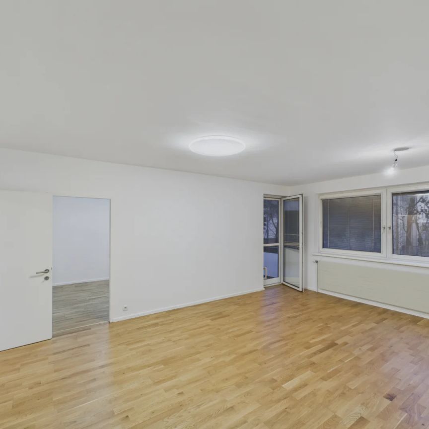 Familienwohnung mit südseitigem Balkon und Stellplatz - Foto 1