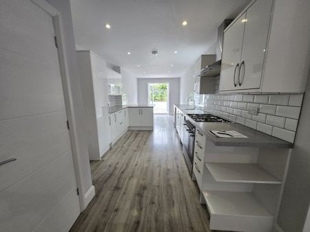 Payne Ave BN3 5HB - Photo 4