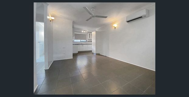Renovated Unit in the Heart of Tannum Sands! - Photo 1