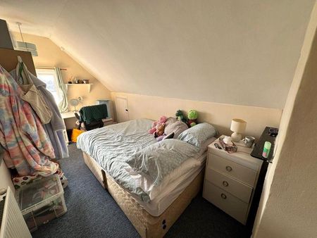 5 bedroom detached house to rent - Photo 4