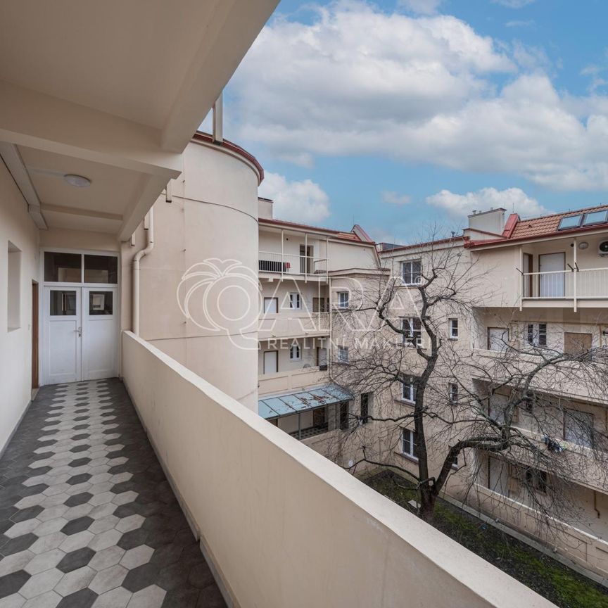 Pronájem bytu 2+kk 48 m², Novovysočanská , Praha - Photo 1