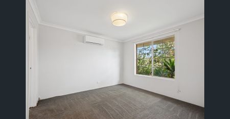 Great Value Family Home in a Super Convenient Location - Photo 4