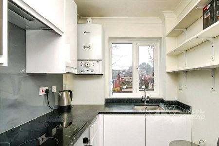 Studio to rent - Photo 3