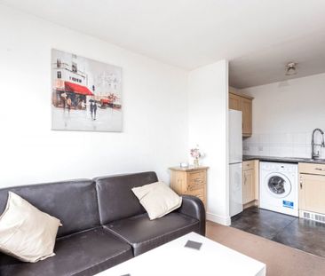 Cline Road, N11, London - Photo 2