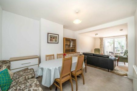 Turner Avenue, Mitcham, CR4 - Photo 2