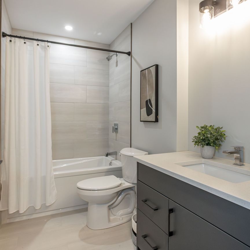 For Lease - 1405 Stackhouse Avenue Unit# 302, London North, Ontario - Photo 1