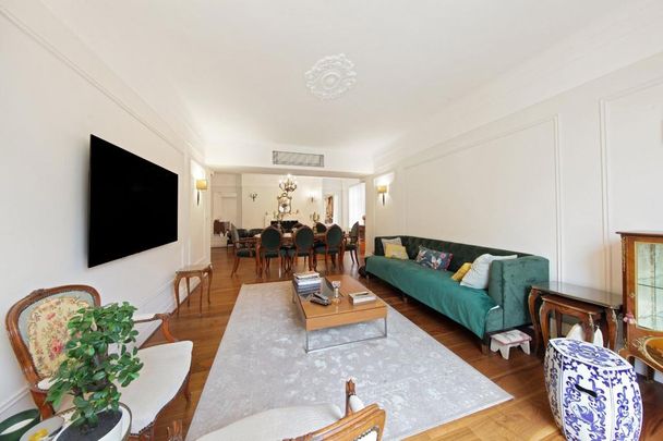 4 bedroom flat to rent - Photo 1