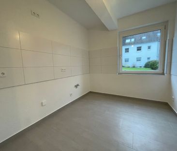 *sanierte Balkonwohnung*Tageslichtbad*Erdgeschoss* - Photo 6