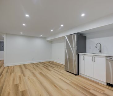 For Lease - 8 First Avenue Unit# Lower, Toronto, Ontario - Photo 1