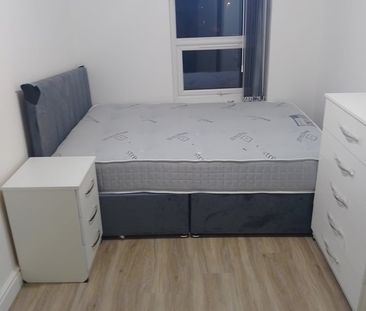 Room in a Shared House, Smithdown Road, L7 - Photo 3