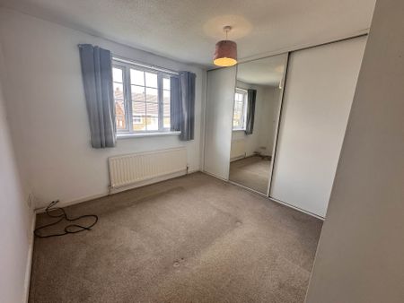 Price £825 pcm - Available Now - Unfurnished - Photo 4