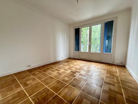 Location Appartement 5 pièces 96m² NANTES 44300 - Photo 4