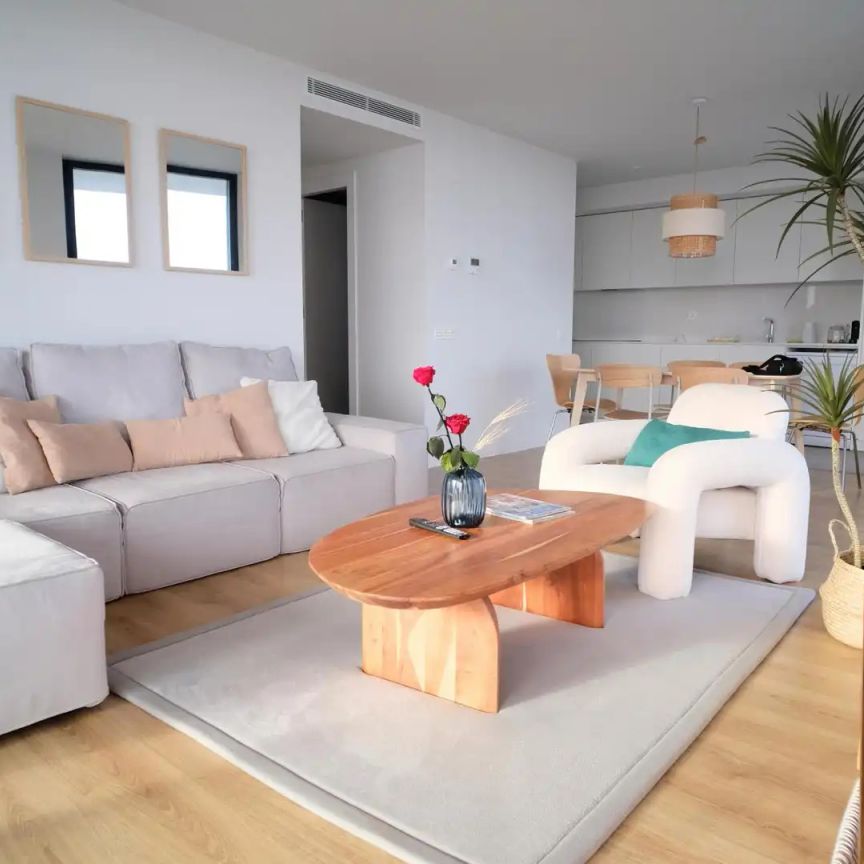 Apartamento de alquiler en Del Mare Nostrum, Port - Photo 1