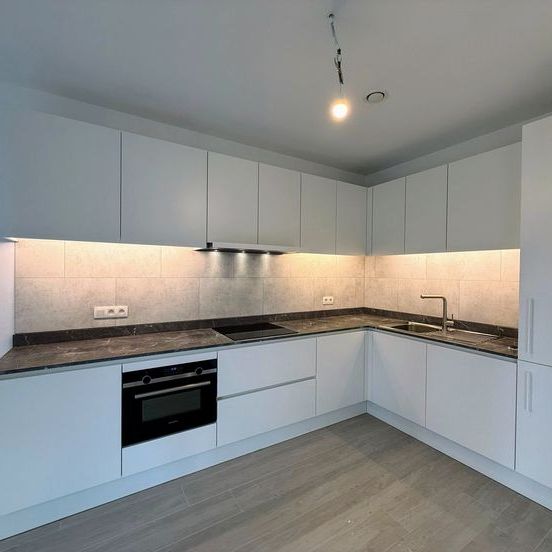 Appartement te huur - Photo 1