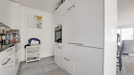 4.5 Zimmer, 97 m², 2. Stock - Photo 3