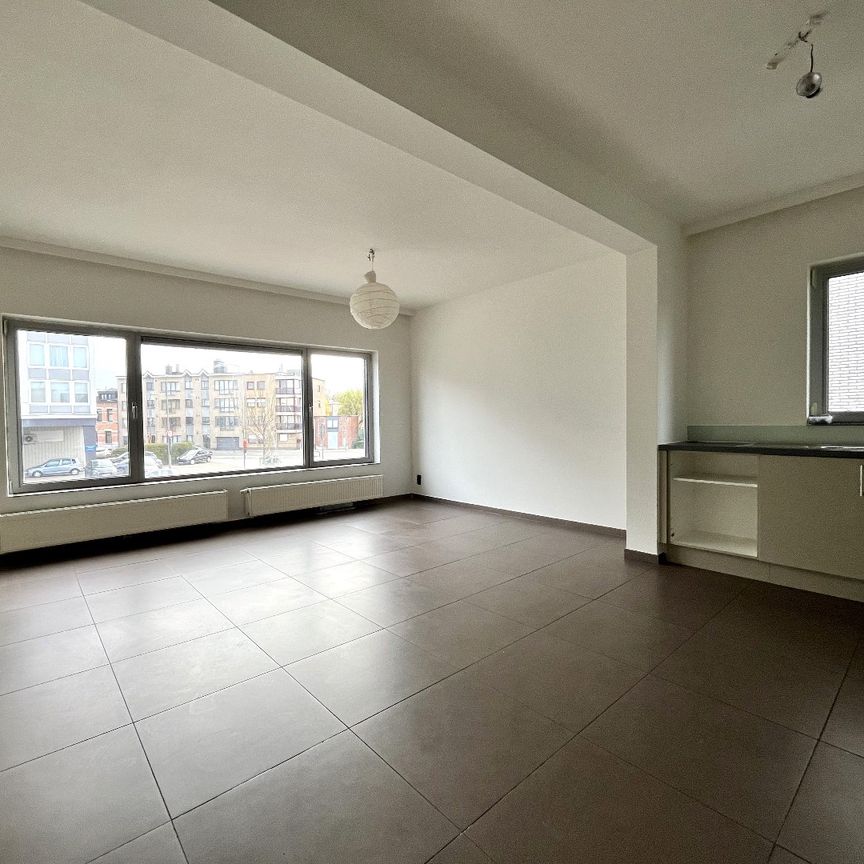 Hedendaags 2 slpk appartement met terras - Photo 1