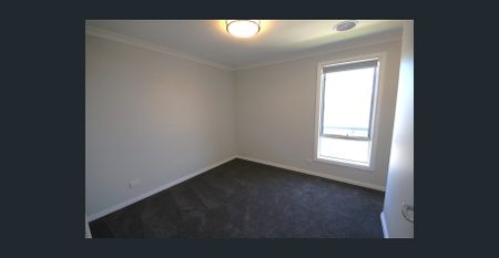 Modern Day Perfection! - Photo 3