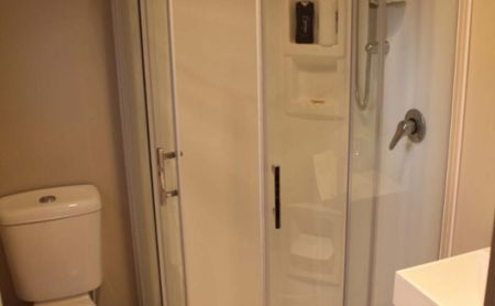 Stylish 3-Bedroom Townhouse for Rent – Your Dream Home Awaits! - Photo 5