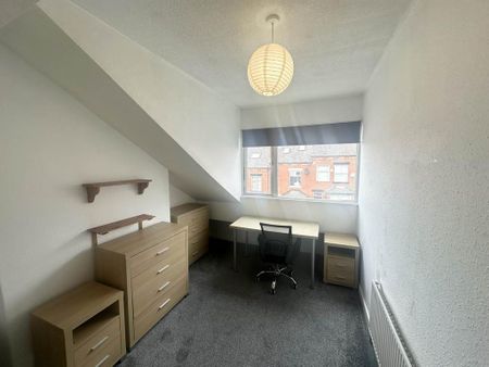 4 bedroom house to rent - Photo 3
