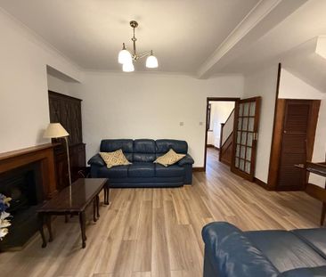 3 bedroom semi-detached house to rent - Photo 4