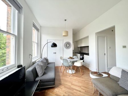 1 Bed Flat, Lauderdale Mansions, W9 - Photo 2