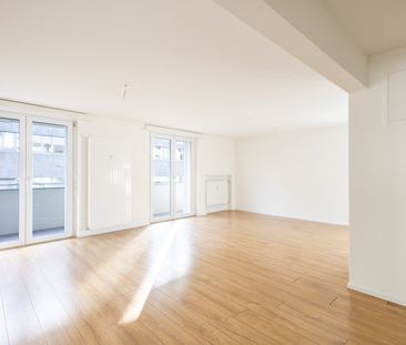 Helle 3.5 Zimmerwohnung in Wallisellen - Photo 1