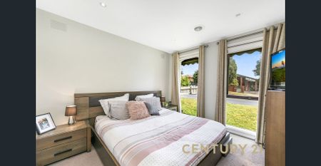 Spacious Family Living in Mulgrave - Photo 2