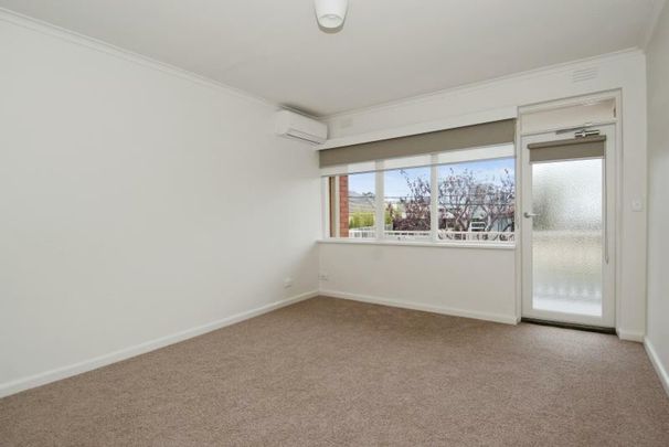 RENOVATED COMPLEX - 2 AVAILABLE FOR LEASE, BE QUICK! - Photo 1