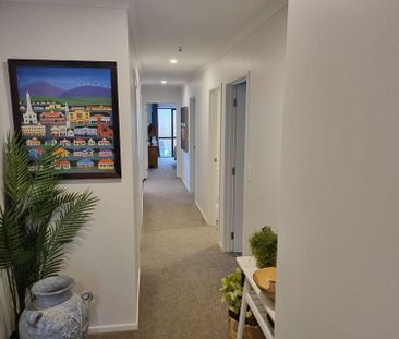 3 bedrooms + 3 bathrooms (CAT Friendly House) - Photo 1