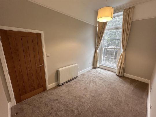 Upper Kewstoke Road, Weston-Super-Mare - Photo 1