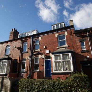 4 Bed - Royal Park Terrace, Hyde Park, Leeds - Photo 1