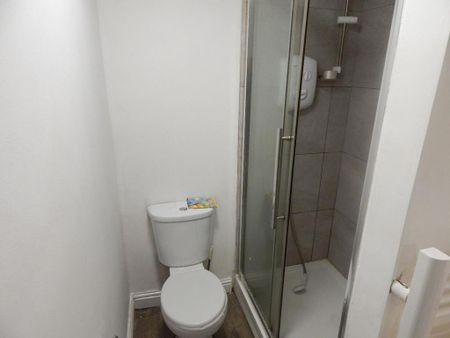 1 bedroom apartment to rent - Photo 4