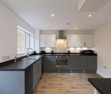 3 bedroom terraced house to rent - Photo 4