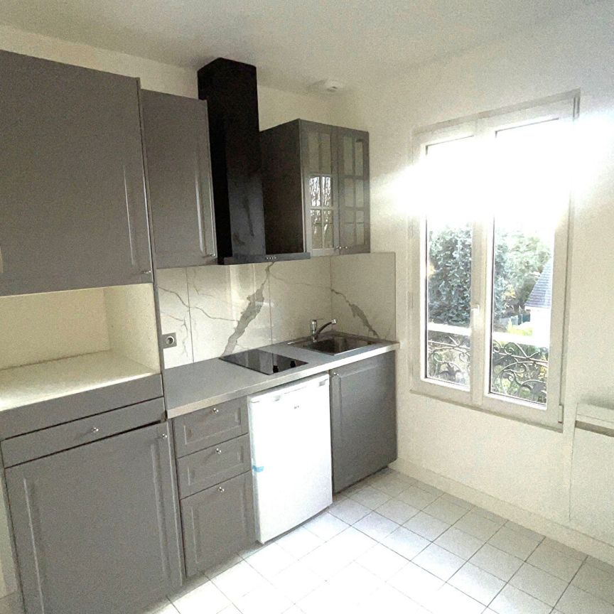 Location Appartement 2 pièces 24m² - Photo 1