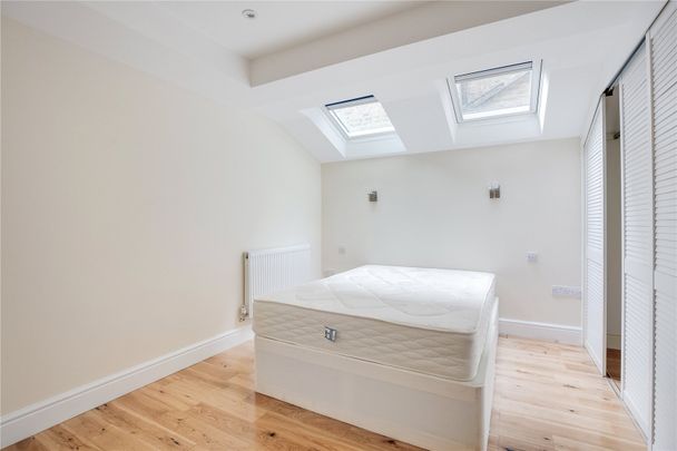 Campana Road, Fulham, SW6, London - Photo 1