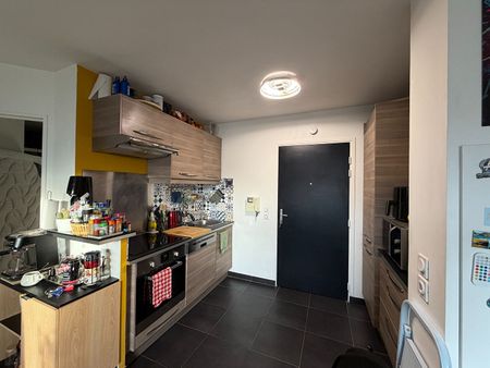 A LOUER - T2 Saint-Priest Village, - Photo 3