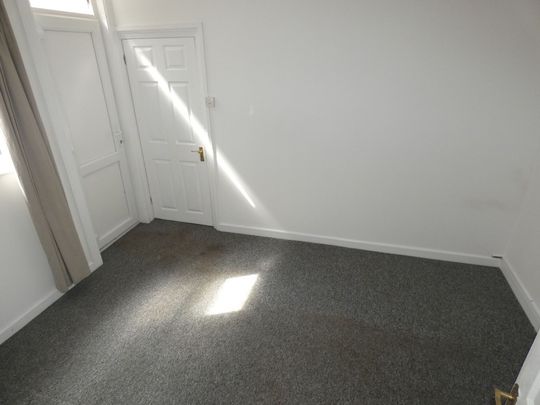 1 bed Apartment - To Let - Photo 1