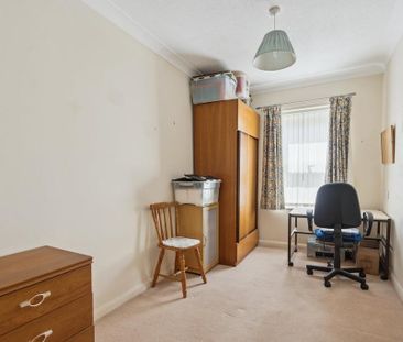 2 bedroom retirement property to rent - Photo 5