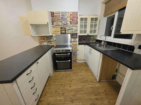 High Streetcheadlecheshire, SK8 - Photo 5