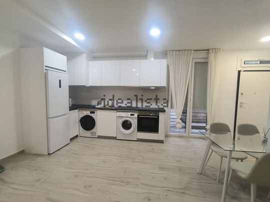 Alquiler de estudio en Calle Alpujarras - Photo 1