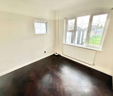 Samuels Drive, Thorpe Bay, Essex, SS1 - Photo 3