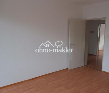 Gepflegte, helle 2-Zi.-Whg. mit Balkon und EBK ab 01.04.2026 oder s... - Foto 2