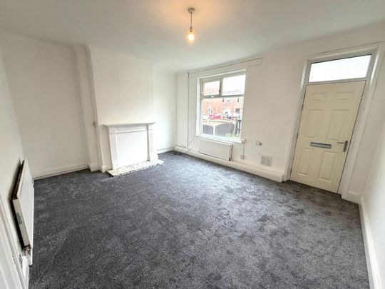 3 bedroom House To Let Total Size: 894 SQ FT - Photo 1