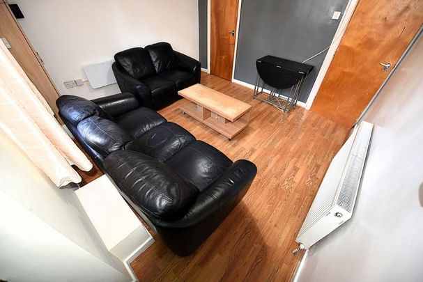 5 bedroom house to rent - Photo 1